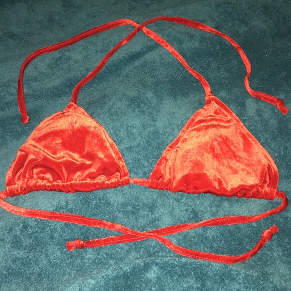 Bikini - Picture 4 of 4